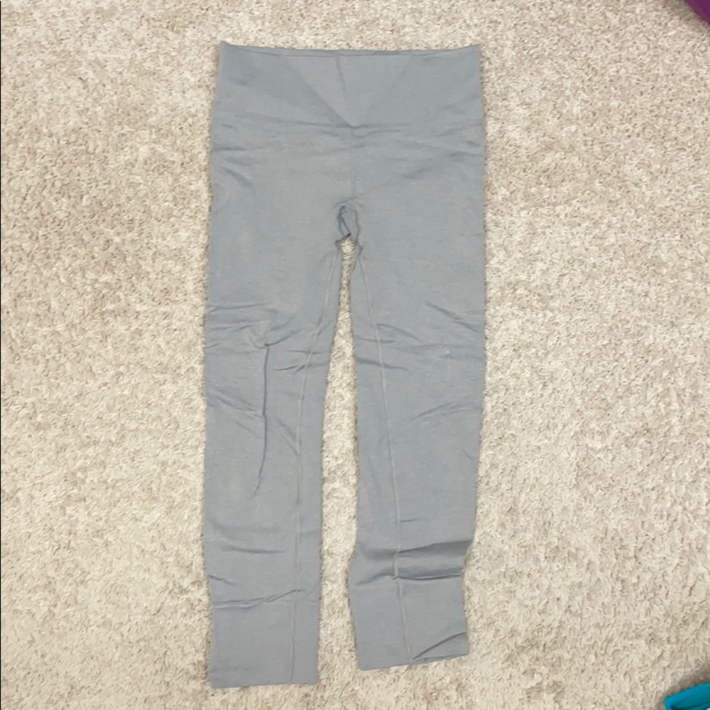 Lululemon Grey 25” Crop Leggings